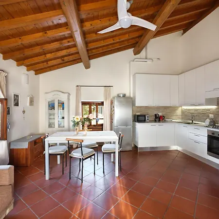 Apartament Antico Convento - Regarda Travel