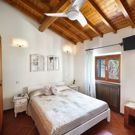 Daire Antico Convento - Regarda Travel *